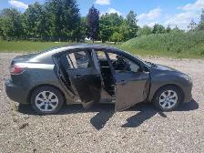 2012 Mazda3 - Photo 4