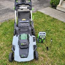 EGO Self-Propelled Lawn Mower with 7.5ah battery & charger