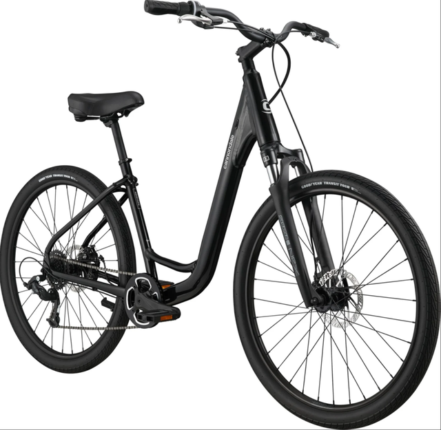 Cannondale Adventure 1 Bike (Like new)!