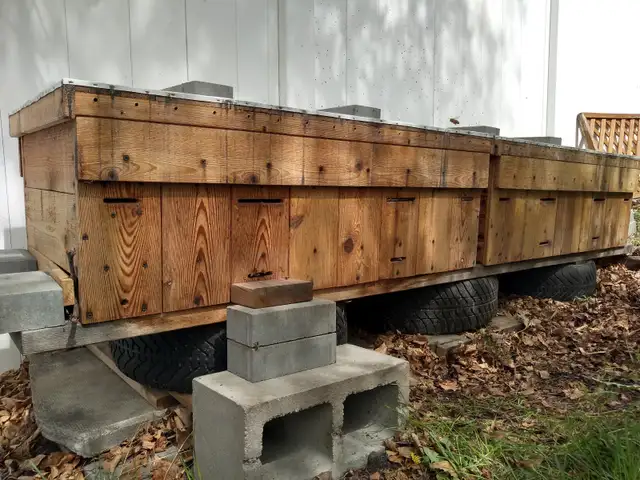 Premium 30-Frame Red Cedar Long Horizontal Bee Hives $500 each
