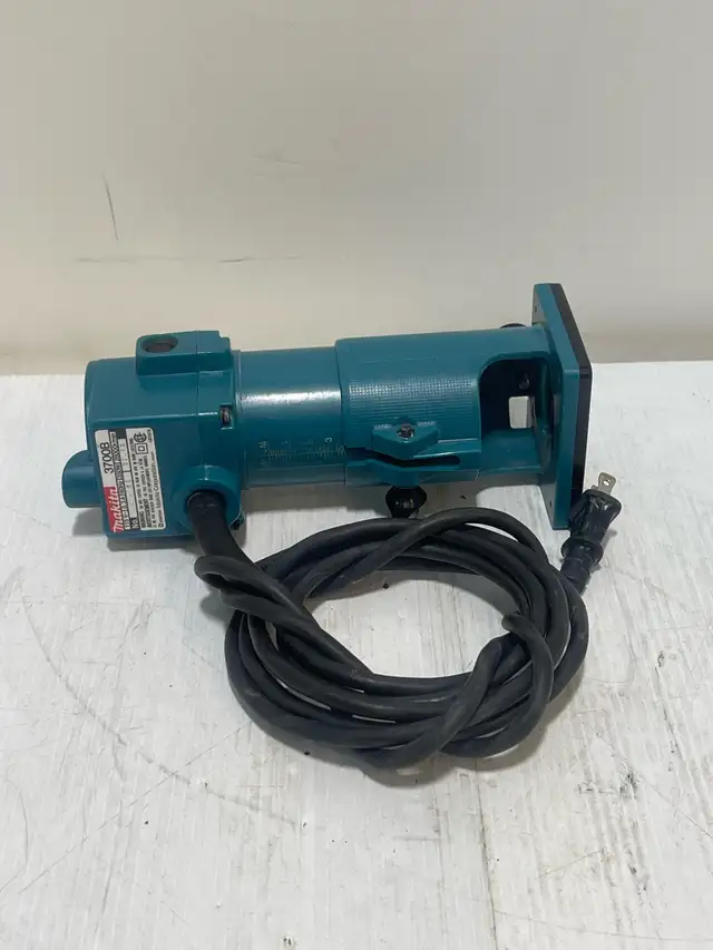 Makita 3700B Laminate Trimmer