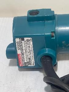 Makita 3700B Laminate Trimmer - Photo 2