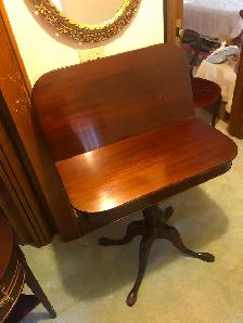 Mirror Oval Vintage Offers Considered