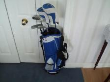 CHILD'S LEFT HANDED  GOLF CLUB SET - Photo 2