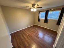 Cozy 3 bedroom townhouse close to schools - Photo 7