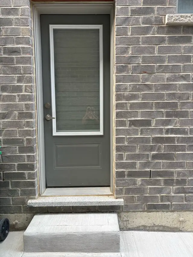Legal 2-Bedroom Basement for Rent – Caledon (Kennedy Rd & Mayfi