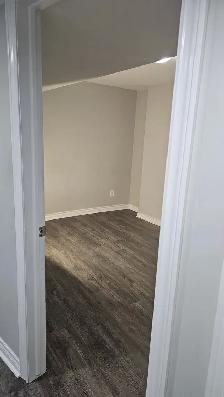 2 Beds 1 Bath - Basement - Photo 5