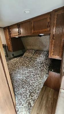 2017 Jayco Jayflight Triple Slide Trailer - Photo 7