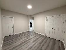 Renting 3 Beds 2 Baths legal secondary suite - Photo 6