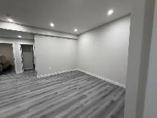 Renting 3 Beds 2 Baths legal secondary suite - Photo 8