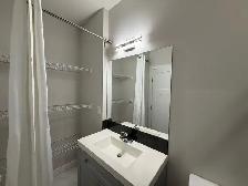 Renting 3 Beds 2 Baths legal secondary suite - Photo 10