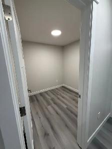 Renting 3 Beds 2 Baths legal secondary suite - Photo 13