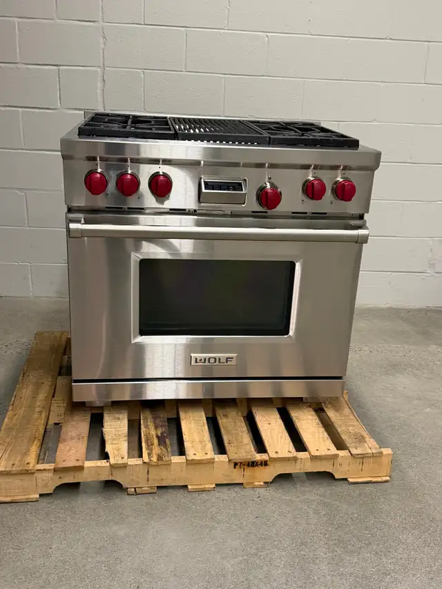 Wolf 36' Cuisinière au gaz Dual Fuel DF364C
