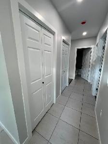 FULLY RENOVATED 5 BDRM 3 BATH FINISHED BASEMENT IN GIMLI - Photo 2