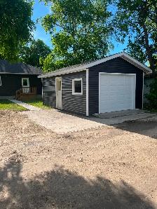 FULLY RENOVATED 5 BDRM 3 BATH FINISHED BASEMENT IN GIMLI - Photo 10