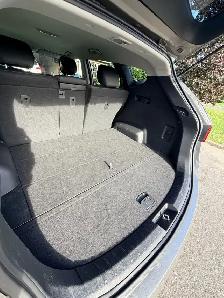 2017 Hyundai Santa Fe- 17 - Photo 4