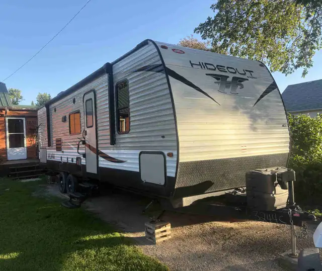 2019 Keystone Hideout 274 LHS Travel Trailer
