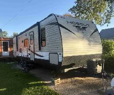 2019 Keystone Hideout 274 LHS Travel Trailer