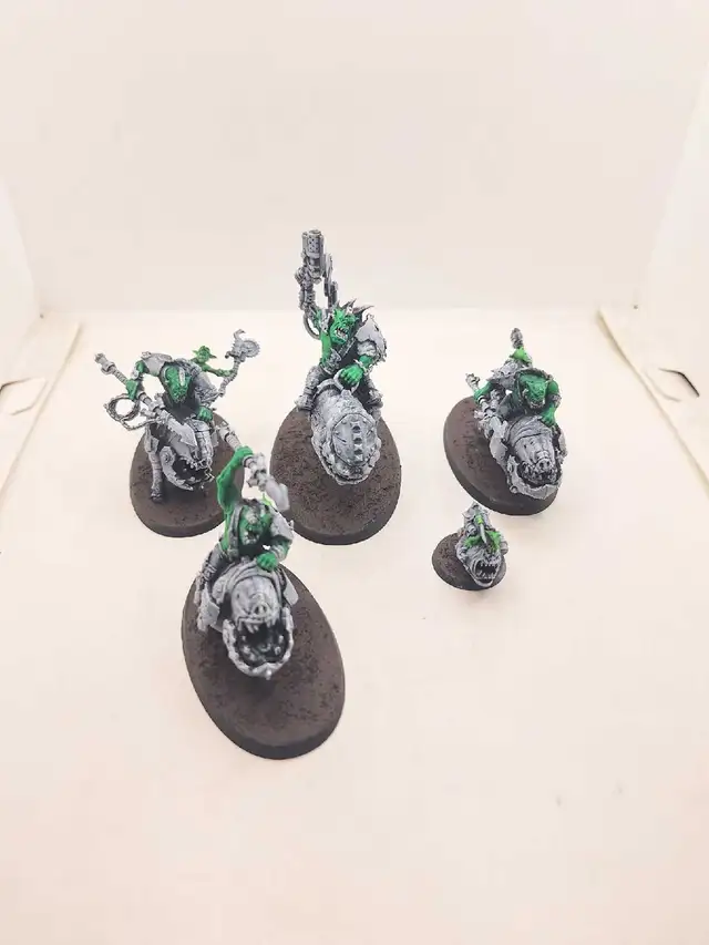 Warhammer 40k Mostly Primed ork squighog boyz
