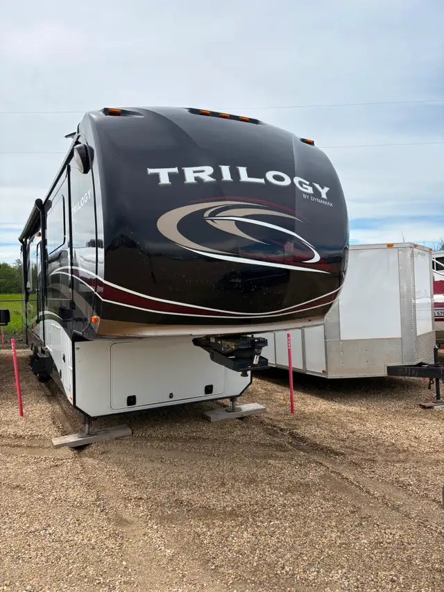 2015 trilogy travel trailer