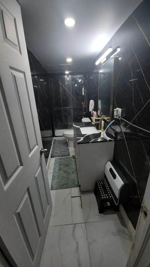 TWO BEDROOM BASEMENT IN SPLIT LEVEL BU AVAIL BLE FROM 1ST AUGUST