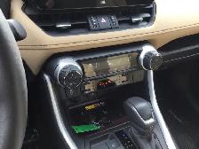 2023 Toyota RAV4 - Photo 13
