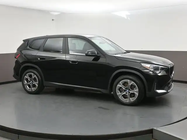 2025 BMW X1 XDRIVE HEATED SEATS, HEATED STEERING WHEEL, APPLE CA