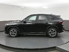 2025 BMW X1 XDRIVE HEATED SEATS, HEATED STEERING WHEEL, APPLE CA - Photo 32