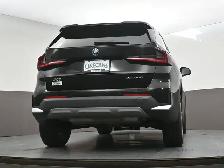 2025 BMW X1 XDRIVE HEATED SEATS, HEATED STEERING WHEEL, APPLE CA - Photo 44
