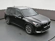 2025 BMW X1 XDRIVE HEATED SEATS, HEATED STEERING WHEEL, APPLE CA - Photo 45