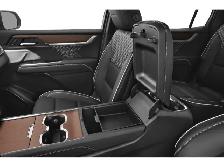 2026 GMC Acadia - Photo 11