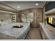2019 Forest River RV Cardinal Explorer 383BH - Photo 4