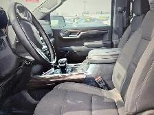 2024 Chevrolet Silverado 1500 - Photo 3