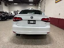 2017 Volkswagen Jetta Wolfsburg|SUNROOF - COMFORT ACCESS w/PUSH - Photo 4