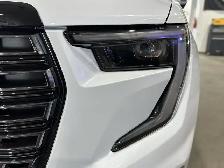 2026 GMC Acadia Denali Ultimate - Photo 10