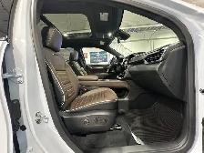 2026 GMC Acadia Denali Ultimate - Photo 12
