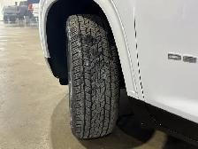 2026 GMC Acadia Denali Ultimate - Photo 27