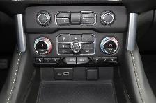 2024 GMC Yukon 4WD 4DR SLT - Photo 14