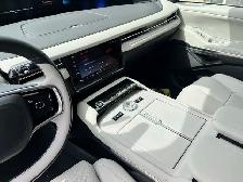 2026 Lincoln Navigator Premiere - Photo 14