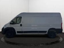 2025 Ram ProMaster Cargo Van SLT | Apple CarPlay | Android Auto - Photo 2