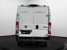 2025 Ram ProMaster Cargo Van SLT | Apple CarPlay | Android Auto - Photo 6
