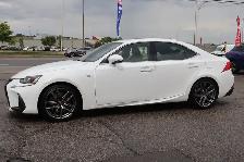 2018 Lexus IS - Photo 3