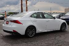 2018 Lexus IS - Photo 7