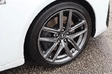 2018 Lexus IS - Photo 9