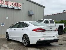 2019 Ford Fusion Titanium Hybrid - Photo 2
