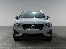 2025 Volvo XC40 Core Bright Theme - Photo 10