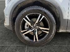 2025 Volvo XC40 Core Bright Theme - Photo 11