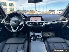 2020 BMW 3 Series 330i xDrive | HEATED SEATS | SUNROOF | NAVI - Photo 11