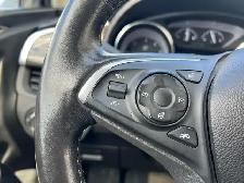 2020 Buick Envision Essence AWD | Command Start | Power Tailgate - Photo 13