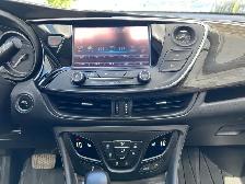 2020 Buick Envision Essence AWD | Command Start | Power Tailgate - Photo 16